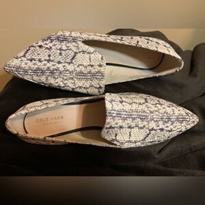 COLE HAAN “Brie” snake skin print skimmer flat in size 9 1/2 VGUC++